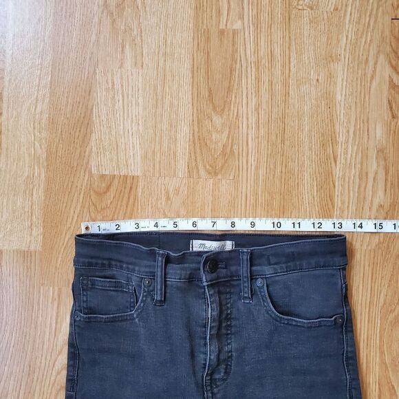 MADEWELL | 9-inch High Waist Skinny Jeans - size 26 in Black Sea - Picture 9 of 14